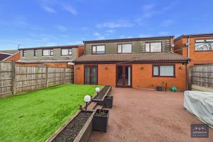 Photo 23- click for photo gallery